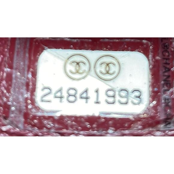 Chanel So Black Reissue 2.55 Flap Bag Chevron Aged Calfskin 226 Black - Picture 8 of 8